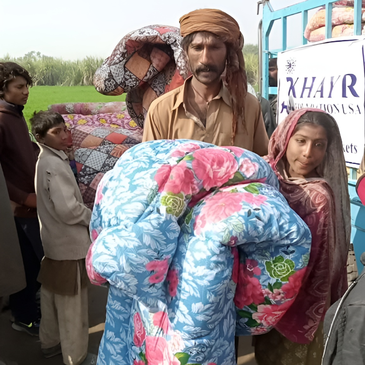 non-profit-06 Recipients of blankets and winter aid relief efforts